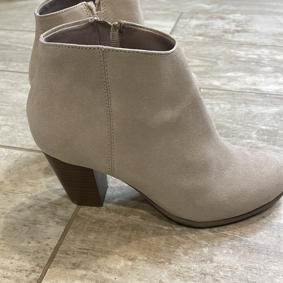 Faux suede boots - Picture 5 of 5
